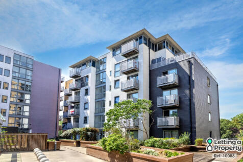 LettingaProperty are delighted to offer this charming and well-presented apartment to rent, ideally located at Nebraska Building, Deals Gateway, London, SE13. The property is available from 1-08-2026
