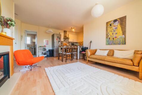 Call 02920 454555 to secure your viewing_5