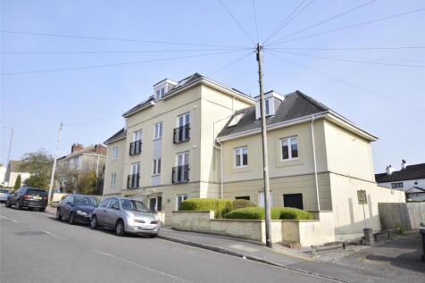 One bedroom, second floor flat in St George, with an allocated parking space. Available 31st August.