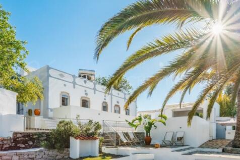 Almancil Fully Renovated 5 Bed Villa For Sale (48)