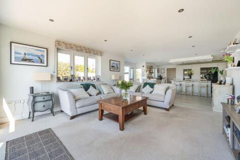 Open Plan Kitchen/Living Room