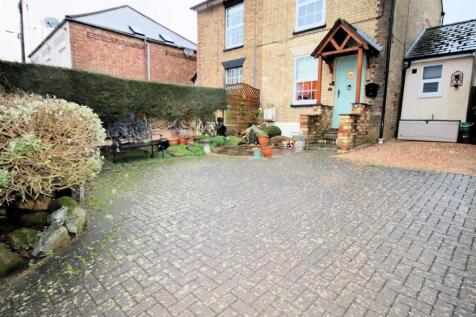 View of Frontage & Parking