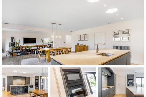 Kitchen/Open Plan Living