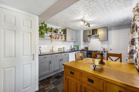 1 Highfield Road (Donington)-22.jpg