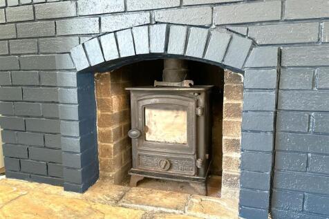 Feature Fireplace With Log Burner 004