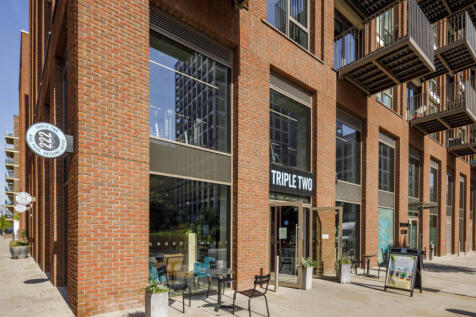 Royal Wharf neighbourhood