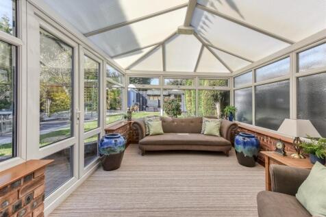 57 Queens Road-conservatory.jpg