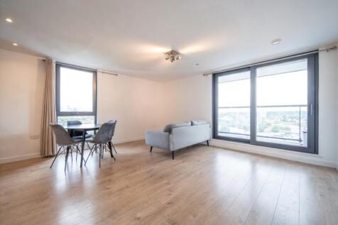 livingroom- dinni...