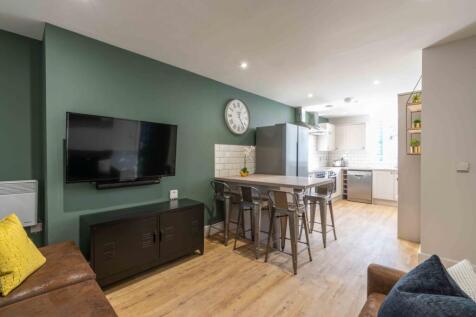 Flat 1, 123 Walter Road Living room 1