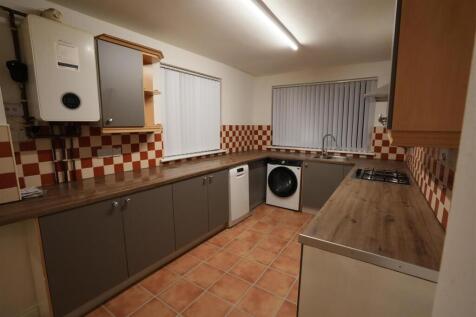 WhatsApp Image 2025-09-23 at 11.00.39 (1).jpeg