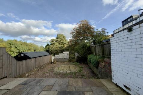 Rear Garden Photo 3