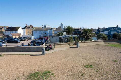 Island Wall, Whitstable