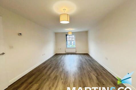 17665367-IMG-2025...