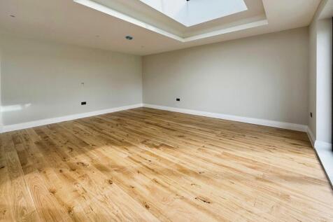 Kitchen/ Dining Room