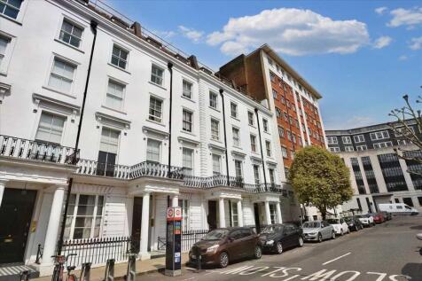 **Newly Refurbished Throughout & Heating / Hot Water Included in Rental price** Borthwicks are pleased to bring to market this excellent studio apartment in the heart of Paddington. This 7th Floor fla
