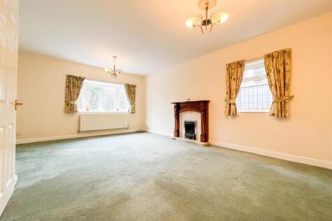 Sitting / Dining Room