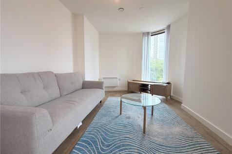 GREAT LOCATION! 3RD Floor 1-Bed 1-Bath Apartment in the South Central. Available 10 JULY. Fully Furnished. 49 Sq Meter. EPC Rating - B. 1 Week’ Rent as Holding Deposit. 5 Weeks' Rent as Security Depos