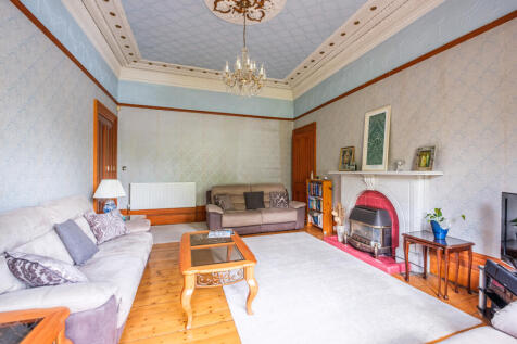 5 bed, 2 bath House in Glasgow - Photo 11