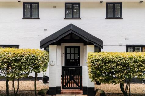 COLLEGE AVENUE- DRONE  (1).jpg