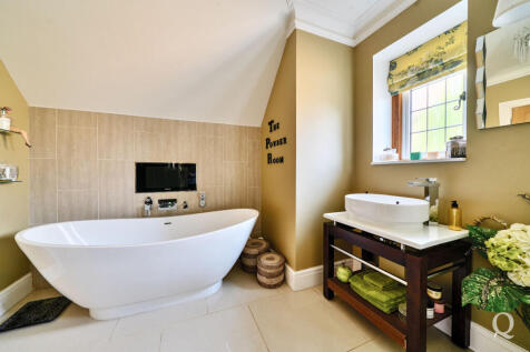 8b5adb37-9931-427...