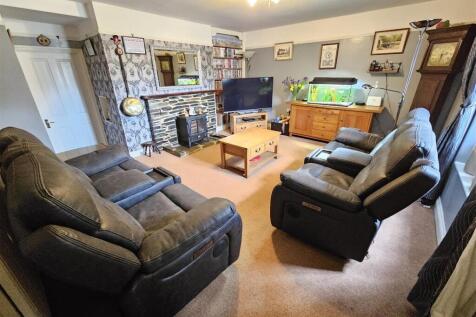 Sitting Room.jpg