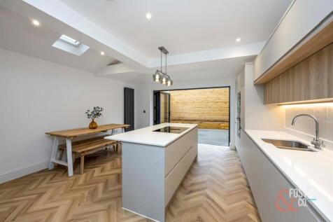 Mortimer Road, 3-004.JPG