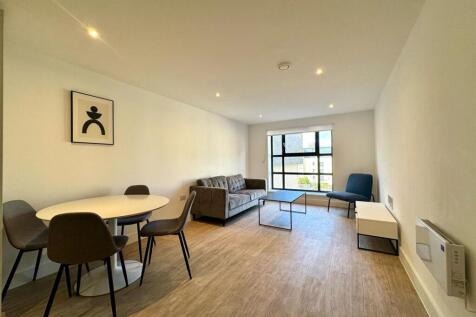 Lounge pic 4.jpeg