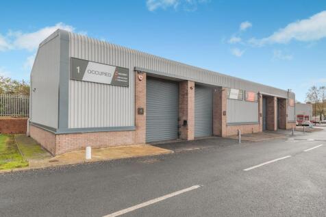 Distribution Warehouse to rent in neepsend