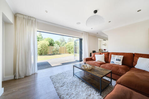 1306726-5-685341b...