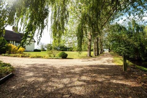 1440pxReads Hall-...