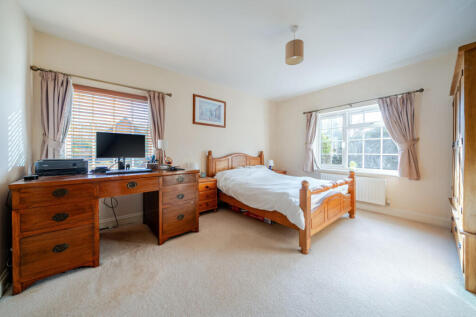 1380881-1-6915b8c...