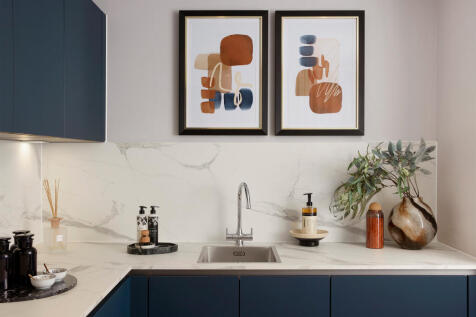 Kitchen - Show Apartment