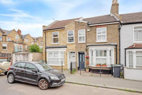 15-0e40JHPropWorld - 60 Larkbere Road - 43.jpg