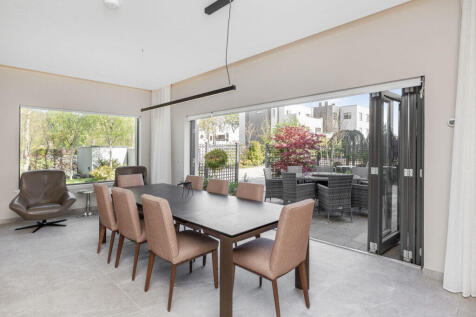 5 bed, 5 bath Detached in Edinburgh - Photo 15
