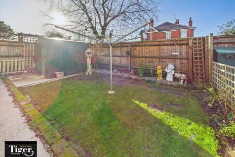 CAM02176G0-PR0757...