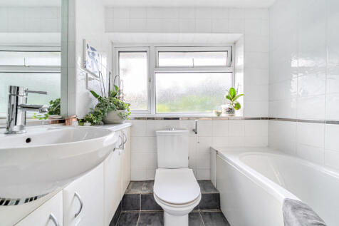 1385133-9-6925bab...