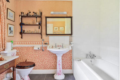 1318671-31-687a4e...