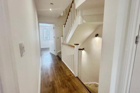 627d5366--48E9-8254-DEE0825CBF93-20727-00000F6CB8F