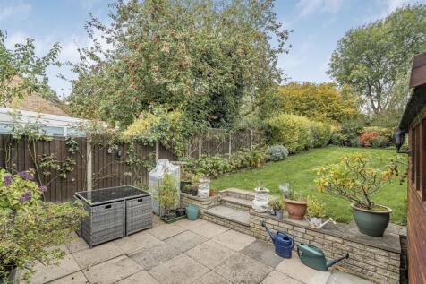 48 Spring Lane, Flore