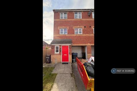 3 Bedroom Semi-Detached in BD6 3SU