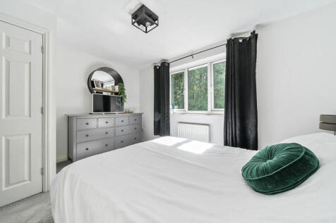 1313724-23-685584...