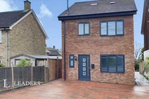 3 Bedroom Detached in PE29 1QL