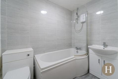 Hadleigh Estate Agents-1.jpg