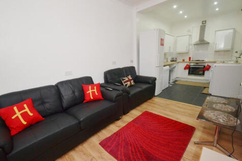 6 Bedroom Terraced in M14 6NP