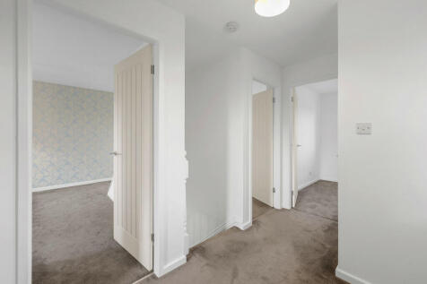 Wayside Court, Mi...