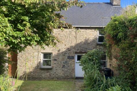 Court House Solva - Front.JPG