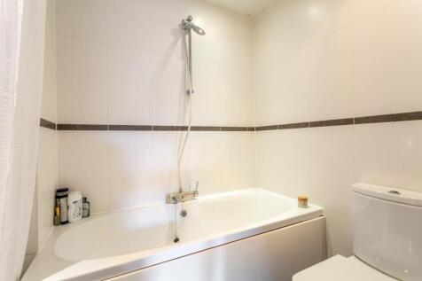 43 Orchard House-6.jpg