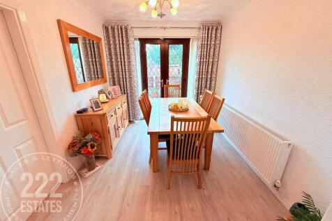 PHOTO-2025-10-14-18-05-04 (19).jpg