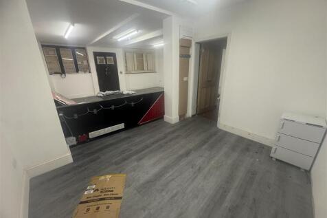 Commercial Property to rent in pontefract