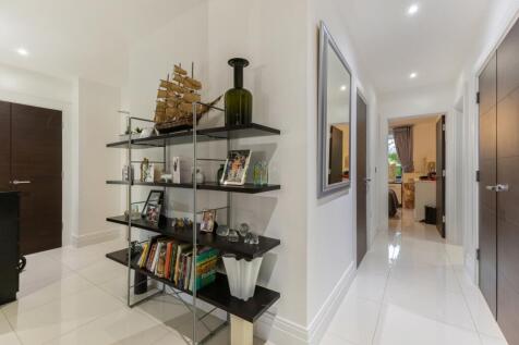 101908_12 Walled ...